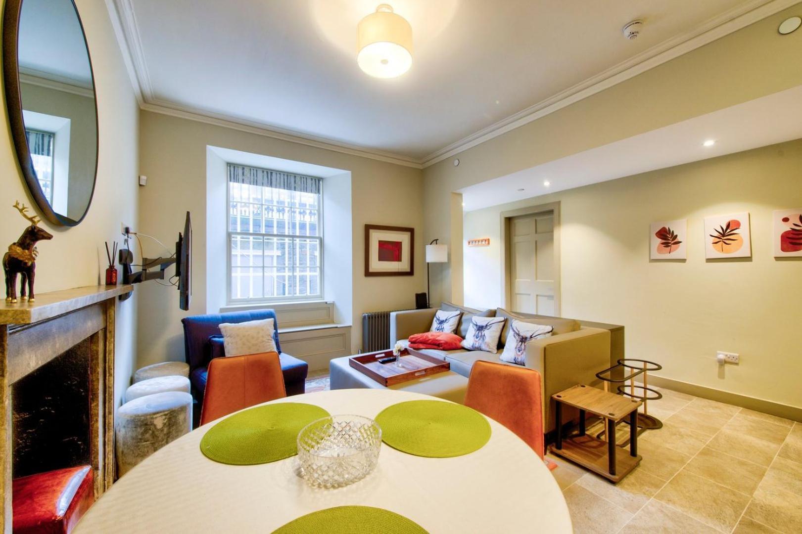 Apartamento GuestReady - Manor Place Basement Edimburgo Exterior foto